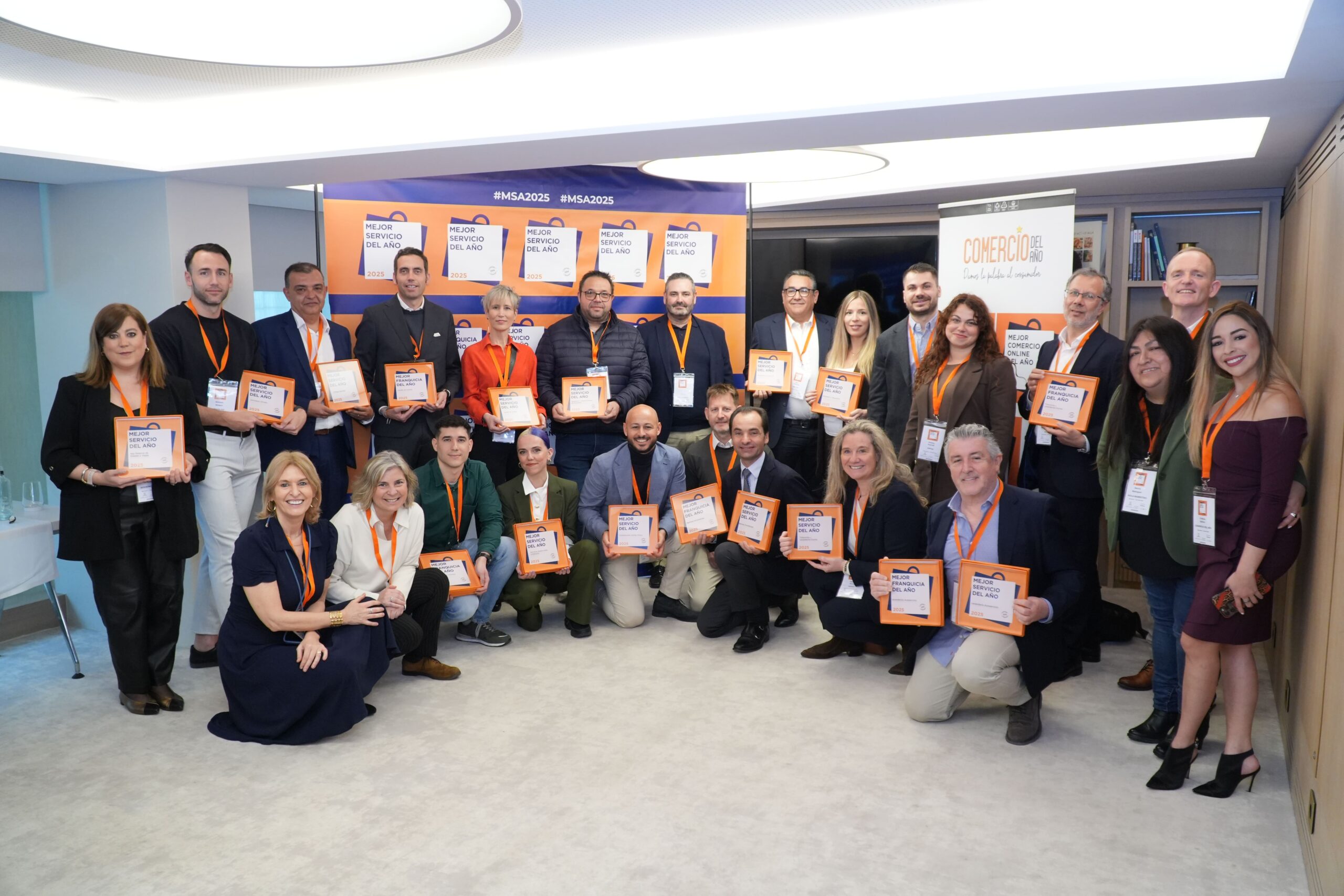Elefante Azul ha ganado por 3a vez consecutiva el Premio del Mejor Servicio del Año y Mejor Franquicia