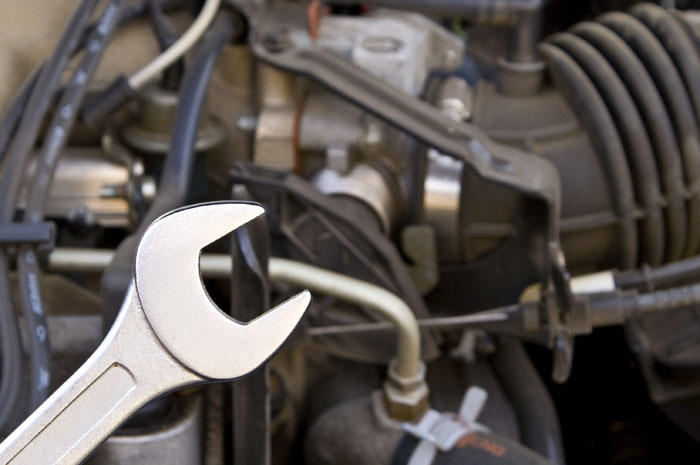 El coste de la reparación de un coche en España varía hasta un 100% según la provincia